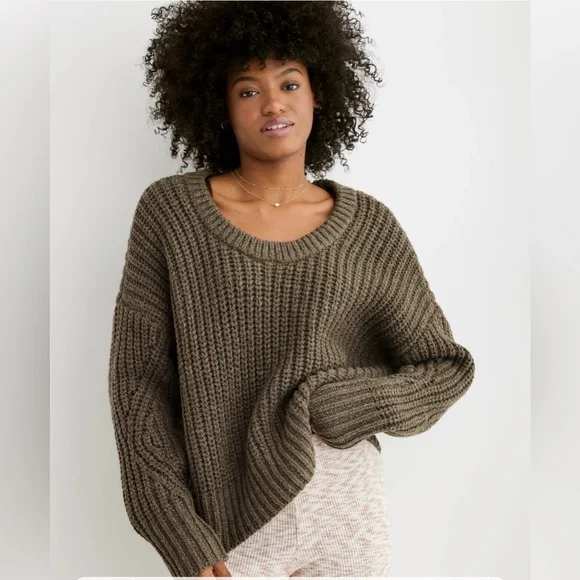 Aerie Gray Wide Rib Crew Neck Sweater Size S EUC Comfy Cozy Warm - Picture 9 of 12